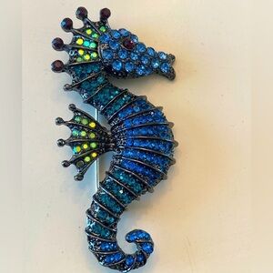 Creative Unique Seahorse Shape Rhinestone Decorative Enamel Alloy Brooch